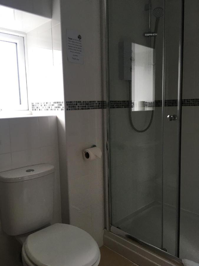 T & J Motel Lamberhurst Екстериор снимка