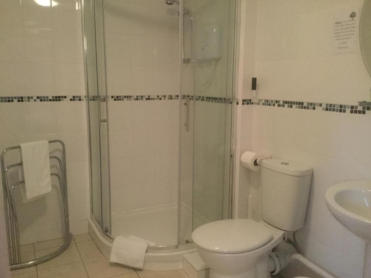T & J Motel Lamberhurst Екстериор снимка