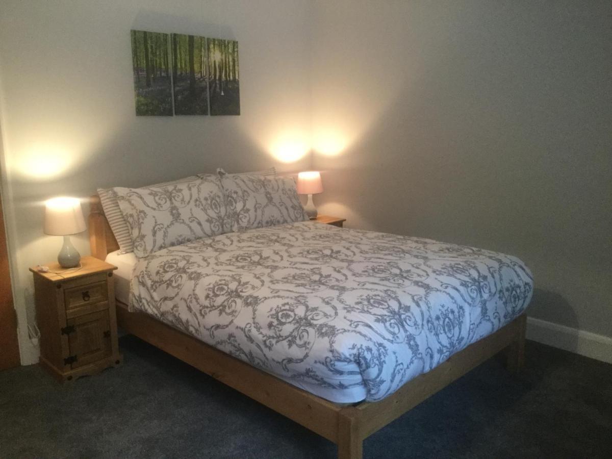 T & J Motel Lamberhurst Екстериор снимка
